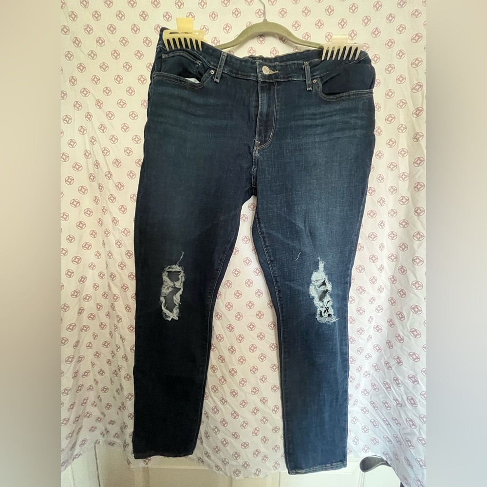Levi jeans, stretchy material